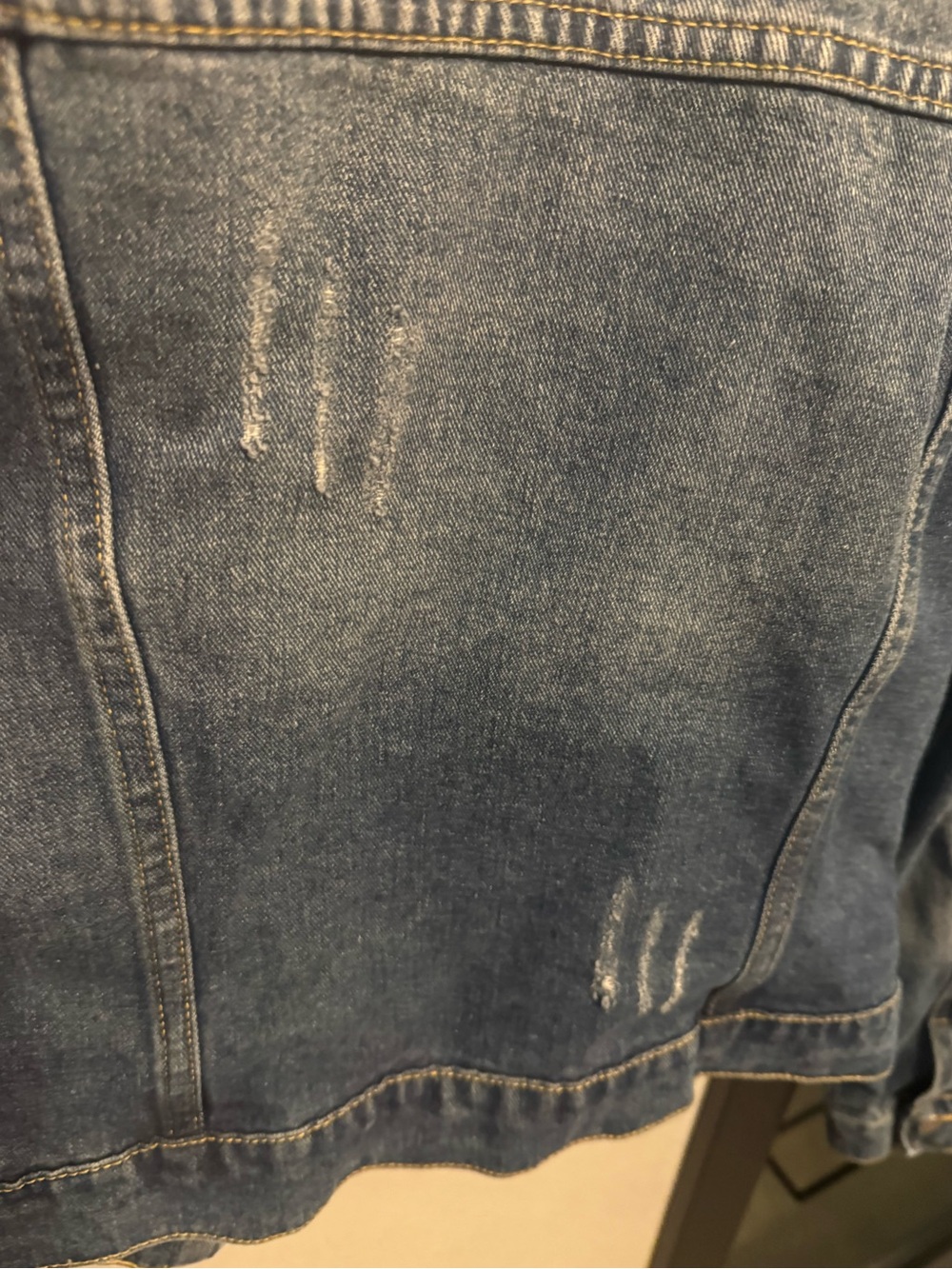 Vintage Distressed Cropped Cute Denim Jacket ♥️ - Picture 12 of 15